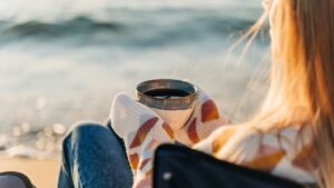 Psychology Says People Who Never Expect Much From Others Aren’t Pessimistic — They’re Operating From Experience