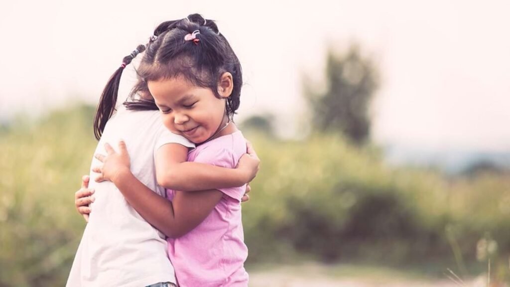 12 Moments That Show Children Understand Kindness and Compassion Better Than We Do